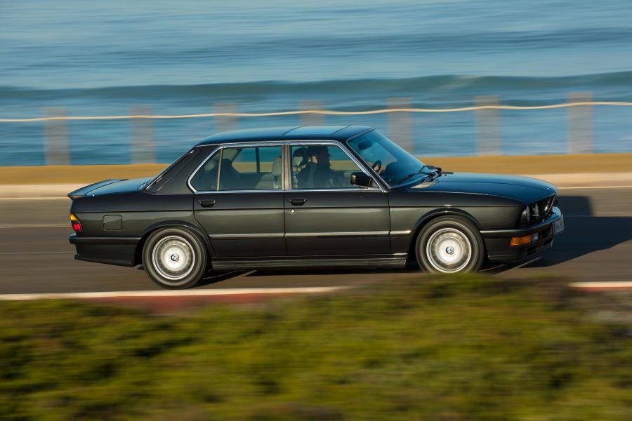  BMW M5 (E28) 1985 года  (WW) (фото 2 из 50)